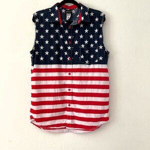NEW FIFTH SUN STARS AND STRIPES SLEEVELESS BUTTON DOWN SHIRT